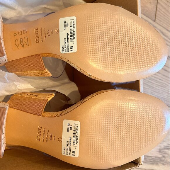 Brand New! Schutz Victorie Slide, size 8.5 - Picture 4 of 6